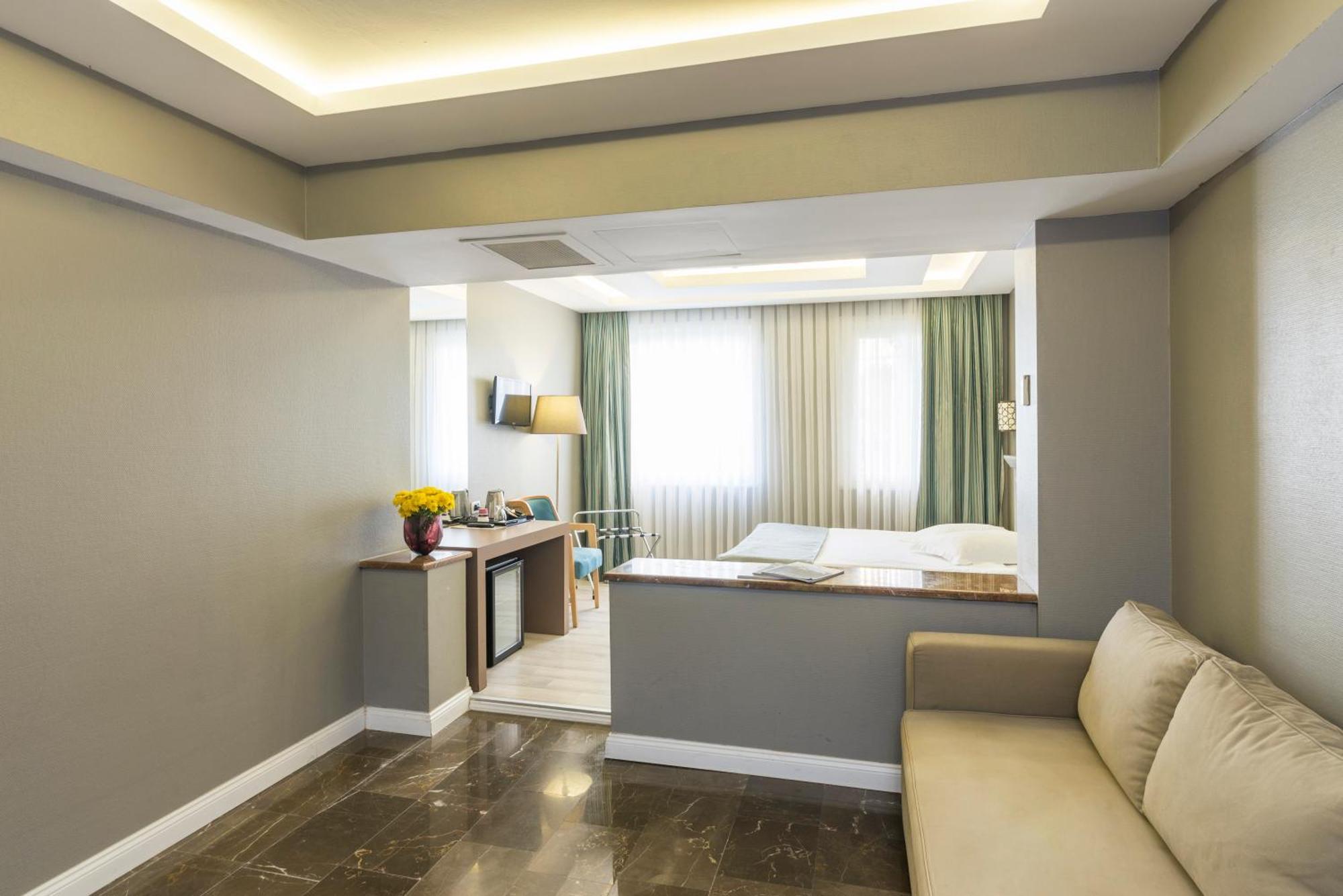 Semsan Hotel Istanbul Exteriör bild