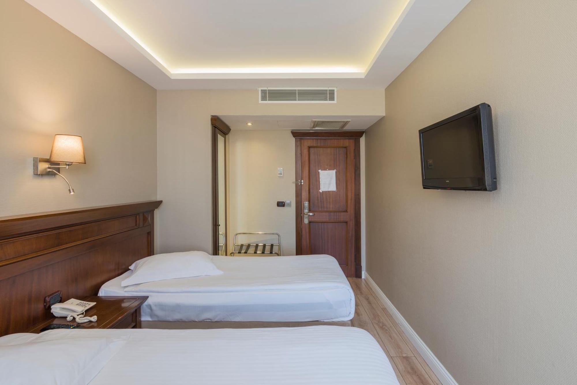 Semsan Hotel Istanbul Exteriör bild