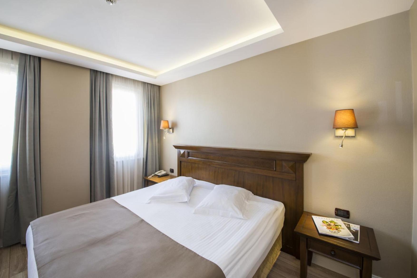 Semsan Hotel Istanbul Exteriör bild